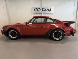 Porsche 911 930 3.3 Turbo Coupe full
