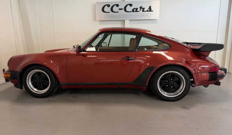 Porsche 911 930 3.3 Turbo Coupe full