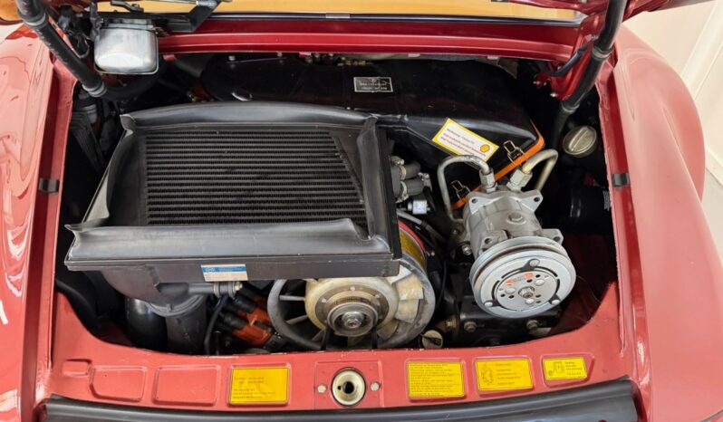 Porsche 911 930 3.3 Turbo Coupe full