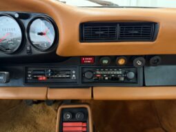 Porsche 911 930 3.3 Turbo Coupe full