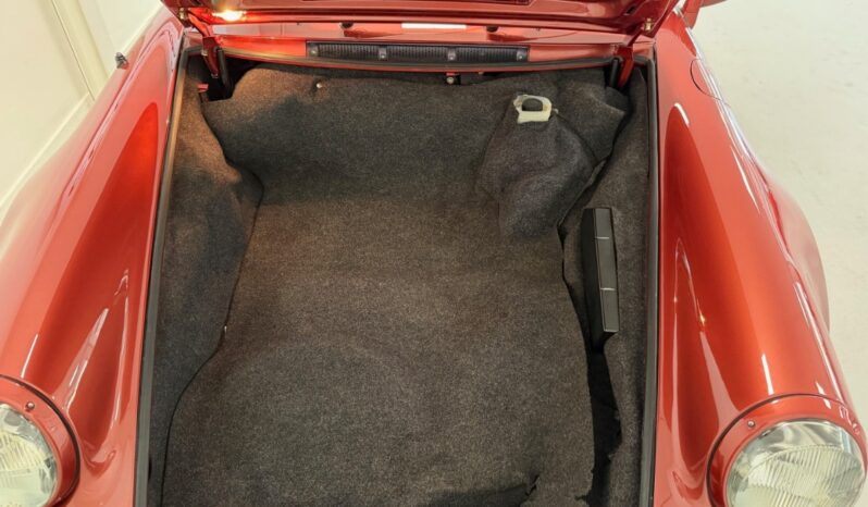 Porsche 911 930 3.3 Turbo Coupe full