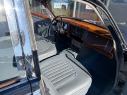 Jaguar Mk II sedan full