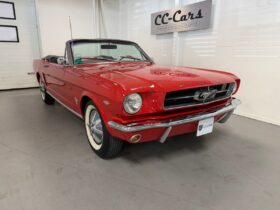 Ford Mustang Cabriolet V8