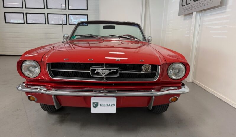 Ford Mustang Cabriolet V8 full