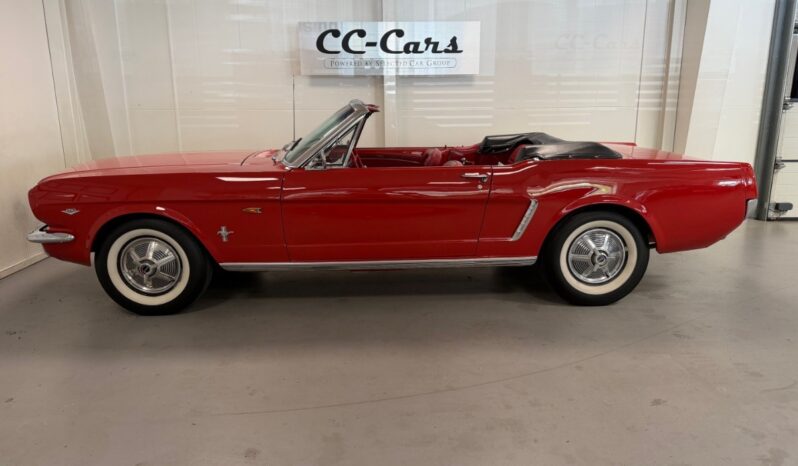 Ford Mustang Cabriolet V8 full