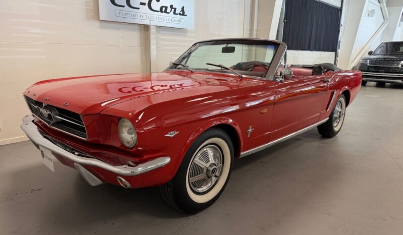 Ford Mustang Cabriolet V8 full