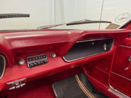 Ford Mustang Cabriolet V8 full
