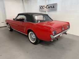 Ford Mustang Cabriolet V8 full