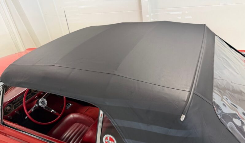 Ford Mustang Cabriolet V8 full