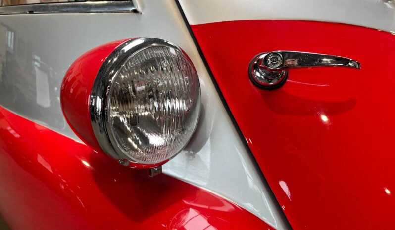 BMW Isetta 300 – TOP STAND full