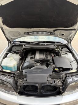BMW 3-serie E46 330Ci Cab. full