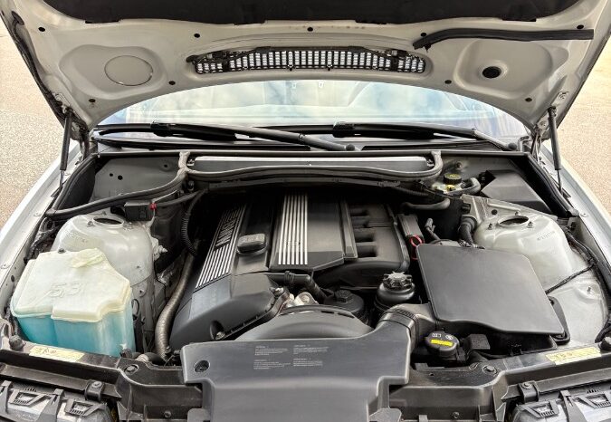 BMW 3-serie E46 330Ci Cab. full