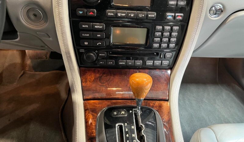 Jaguar X-Type XJ8 V8 AUT full