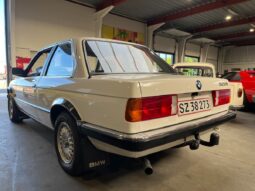 BMW 3-serie E30 320i 2-dørs full