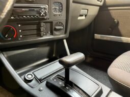 BMW 3-serie E30 320i 2-dørs full