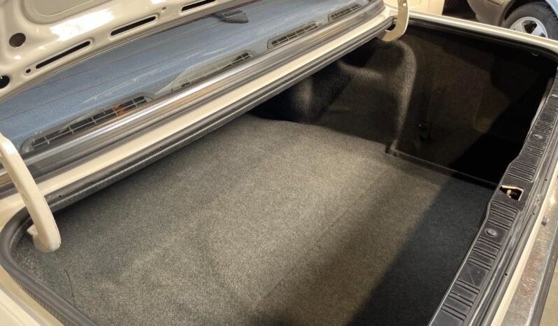 BMW 3-serie E30 320i 2-dørs full