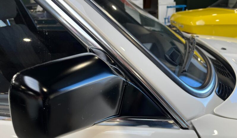 BMW 3-serie E30 320i 2-dørs full