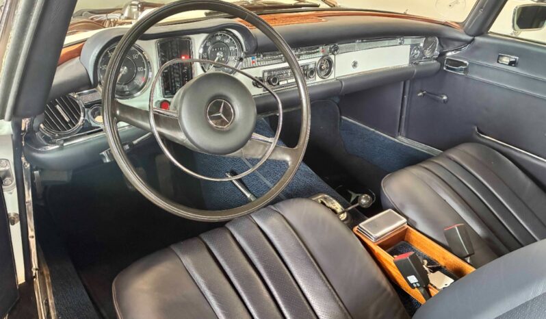 Mercedes-Benz SL (W113) 280sl full