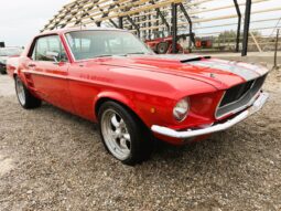 Ford Mustang Hardtop full