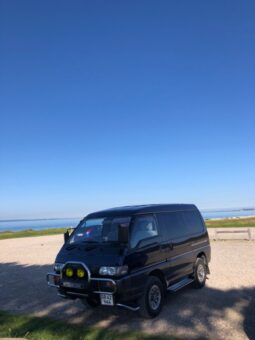 Mitsubishi Pajero L300 Starwagon full