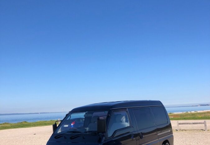 Mitsubishi Pajero L300 Starwagon full