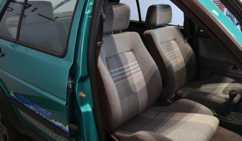 VW Golf Country 1.8 Syncro full