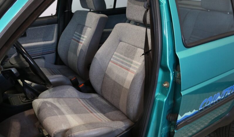 VW Golf Country 1.8 Syncro full