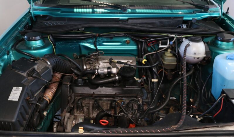 VW Golf Country 1.8 Syncro full