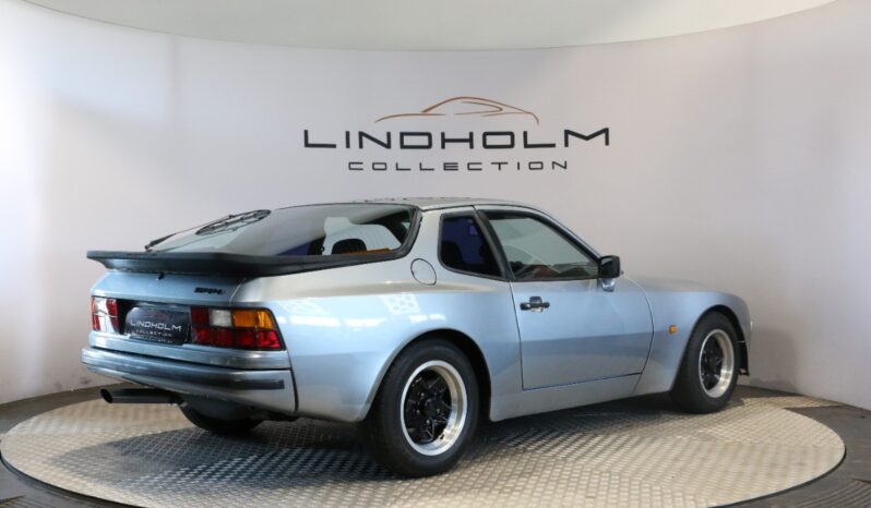 Porsche 944 2,5 Coupe full