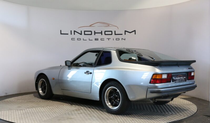 Porsche 944 2,5 Coupe full