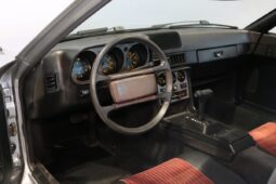 Porsche 944 2,5 Coupe full