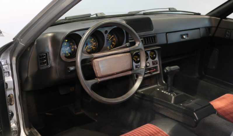 Porsche 944 2,5 Coupe full