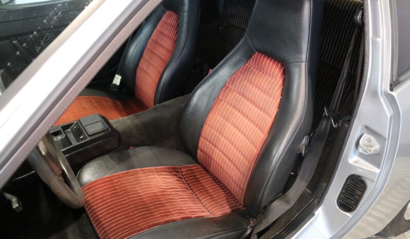 Porsche 944 2,5 Coupe full