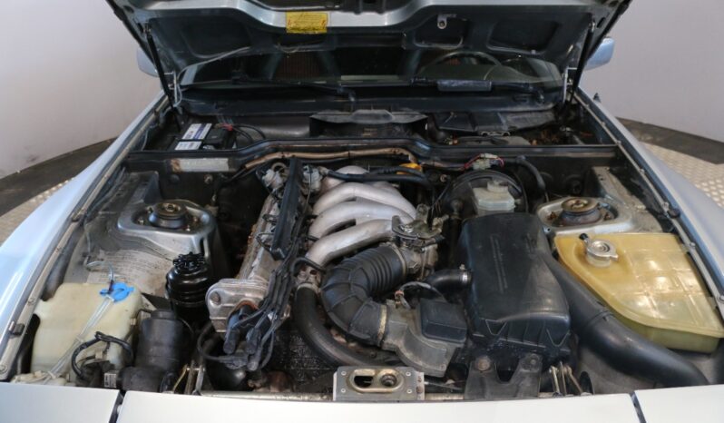 Porsche 944 2,5 Coupe full