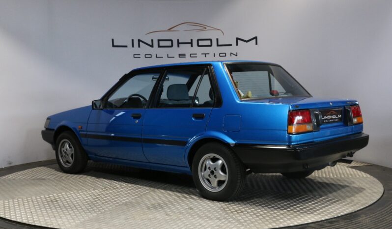 Toyota Corolla 1,3 DX 4d full