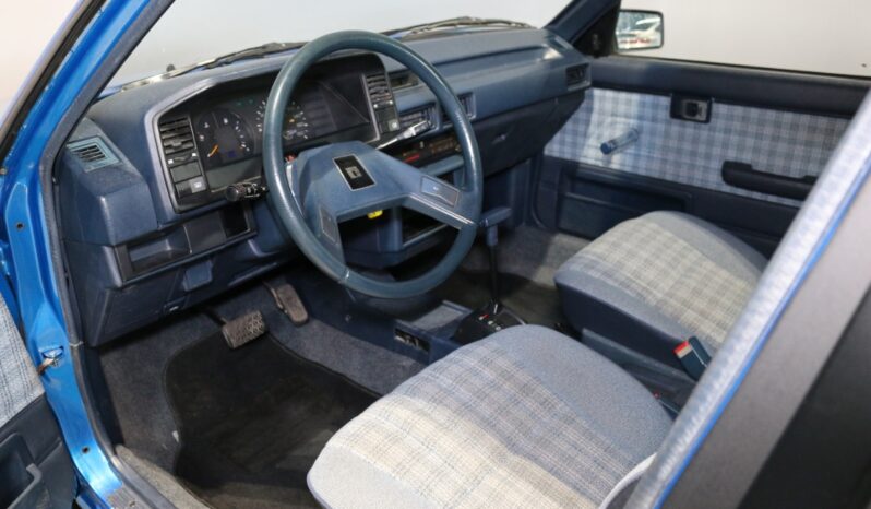 Toyota Corolla 1,3 DX 4d full