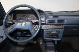 Toyota Corolla 1,3 DX 4d full