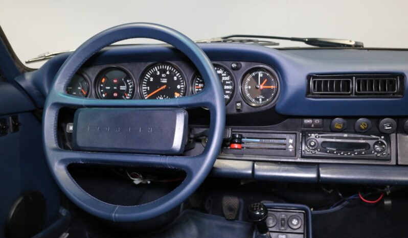 Porsche 911 930 3,3 Turbo Coupe full