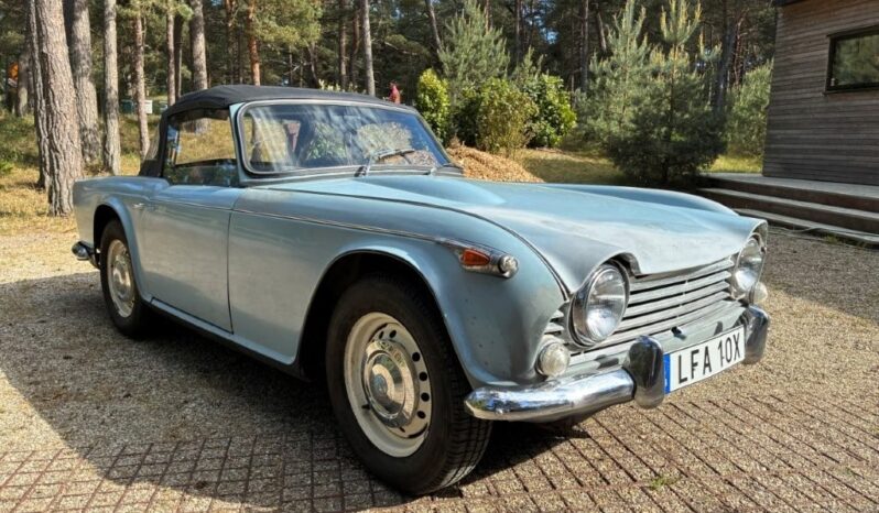 Triumph TR4A IRS full