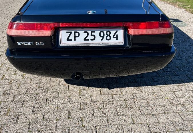 Alfa Romeo Spider Serie 4 full