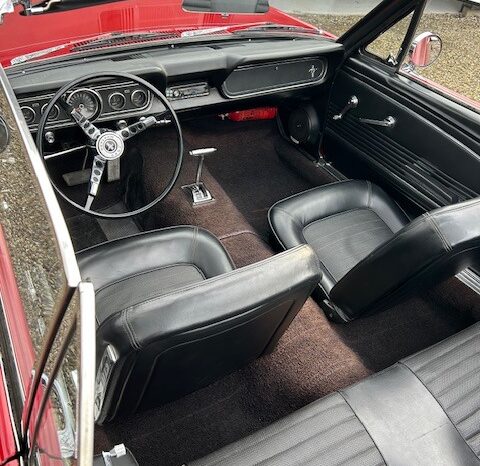 Ford Mustang cabriolet full