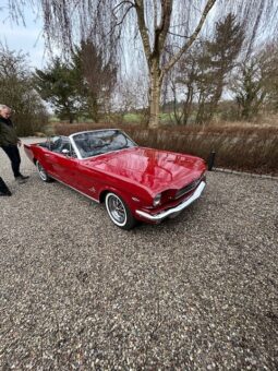 Ford Mustang cabriolet full