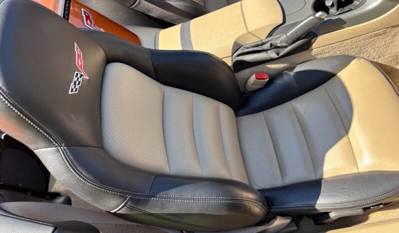 Chevrolet Corvette Convertible full