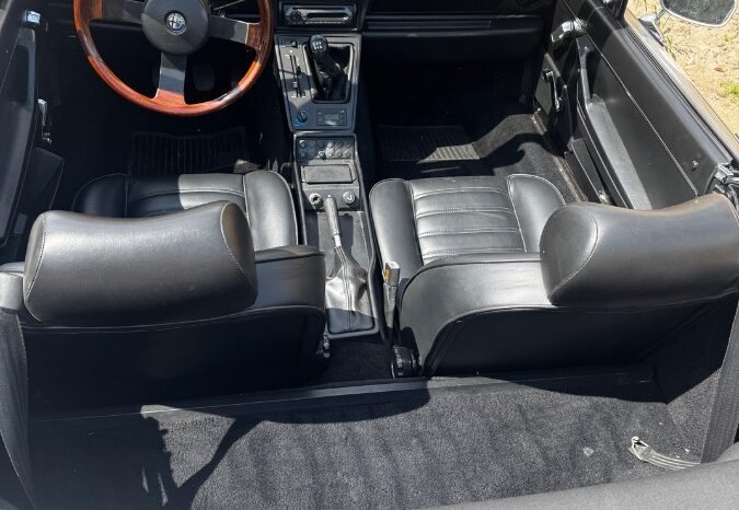 Alfa Romeo Spider Graduate full