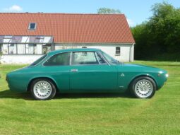 Alfa Romeo Giulia GTJ 1300 full