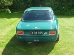 Alfa Romeo Giulia GTJ 1300 full