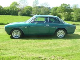 Alfa Romeo Giulia GTJ 1300 full