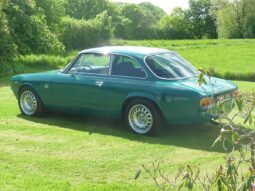 Alfa Romeo Giulia GTJ 1300 full