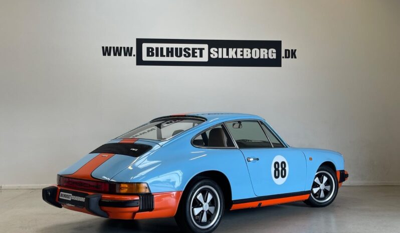 Porsche 911 2,7 Coupé 2d full