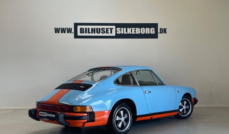 Porsche 911 2,7 Coupé 2d full